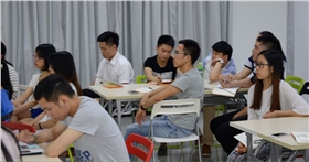 廣州博新制罐廠家4月總結5月啟動會議現(xiàn)場 廣州博新制罐廠家4月總結5月啟動會議現(xiàn)場