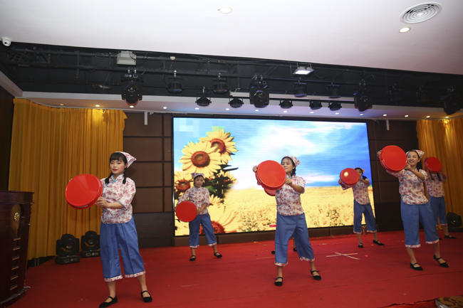 0N0A4205.jpg 0N0A4205.jpg