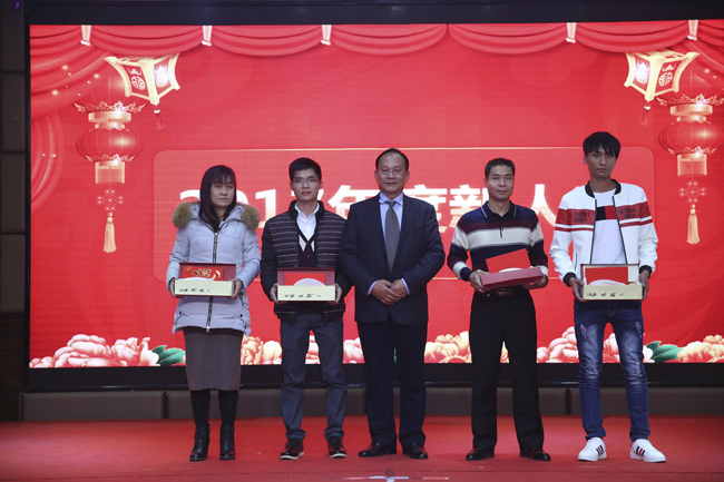 0N0A3929.jpg 0N0A3929.jpg